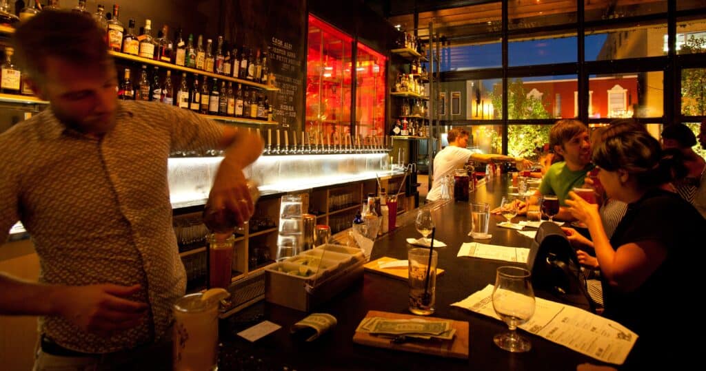 Uncover the Hidden Gems: Best Bars in Houston City