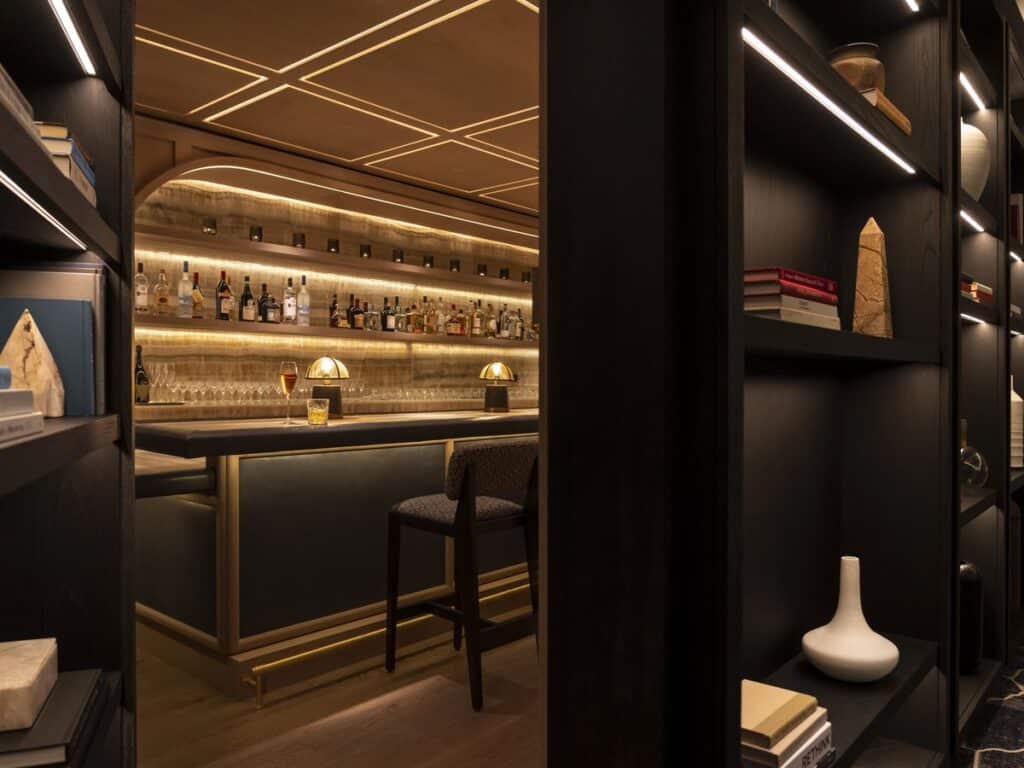 Uncover the Hidden Gems: Best Bars in Houston City