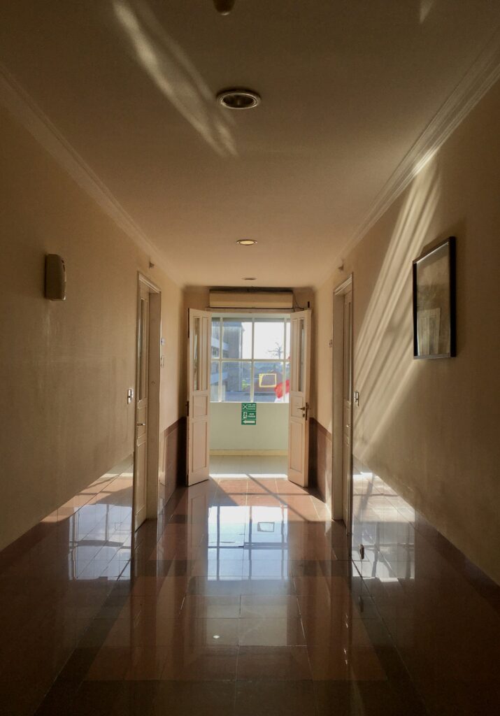 Vinyl Or Linoleum Sheet Flooring Or Tiles-Install-Materials Not Provided By Consumer Vinyl Or Linoleum Sheet Flooring Or Tiles-Install-Materials Not Provided By Consumer