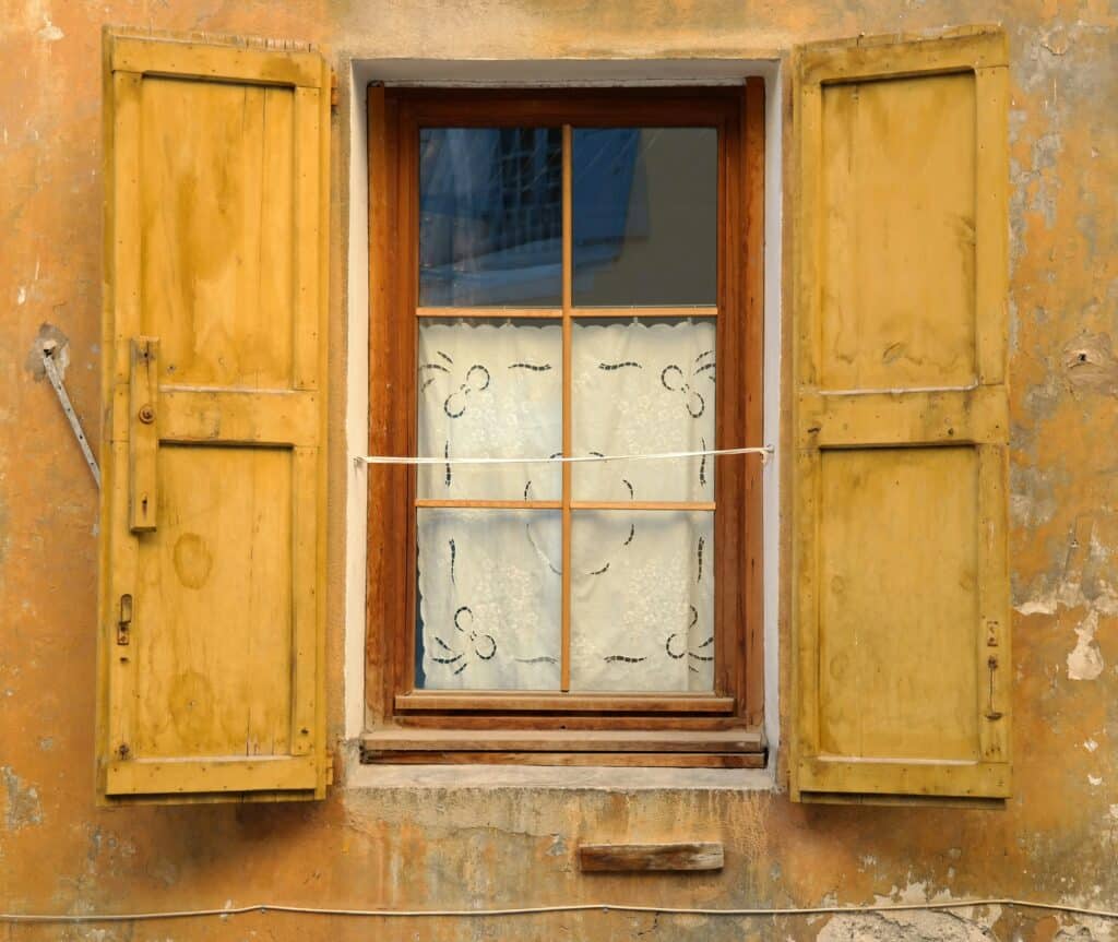 Window Glass-Install Or Replace
