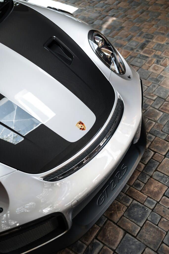 Window Tinting-Apply Or Replace